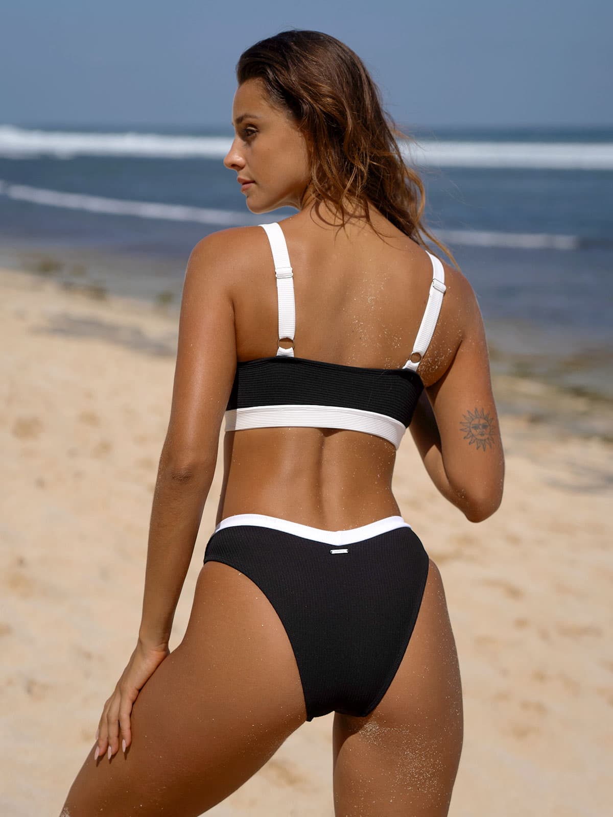 Bikini Top con Borde en Contraste