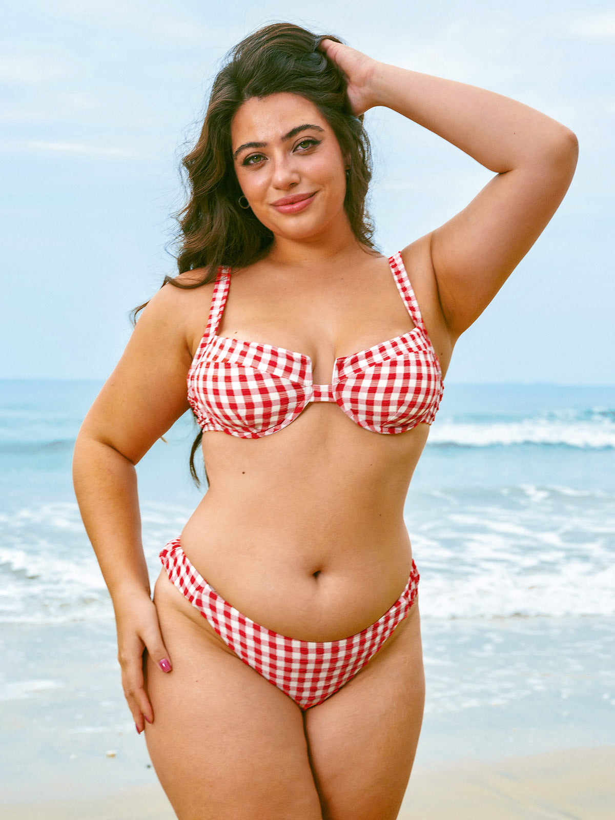 Top de bikini a cuadros con aros